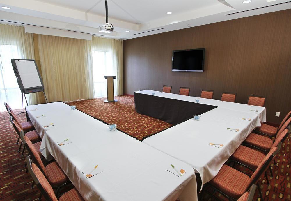 Hotel Courtyard By Marriott Raleigh North/Triangle Town Center Zewnętrze zdjęcie