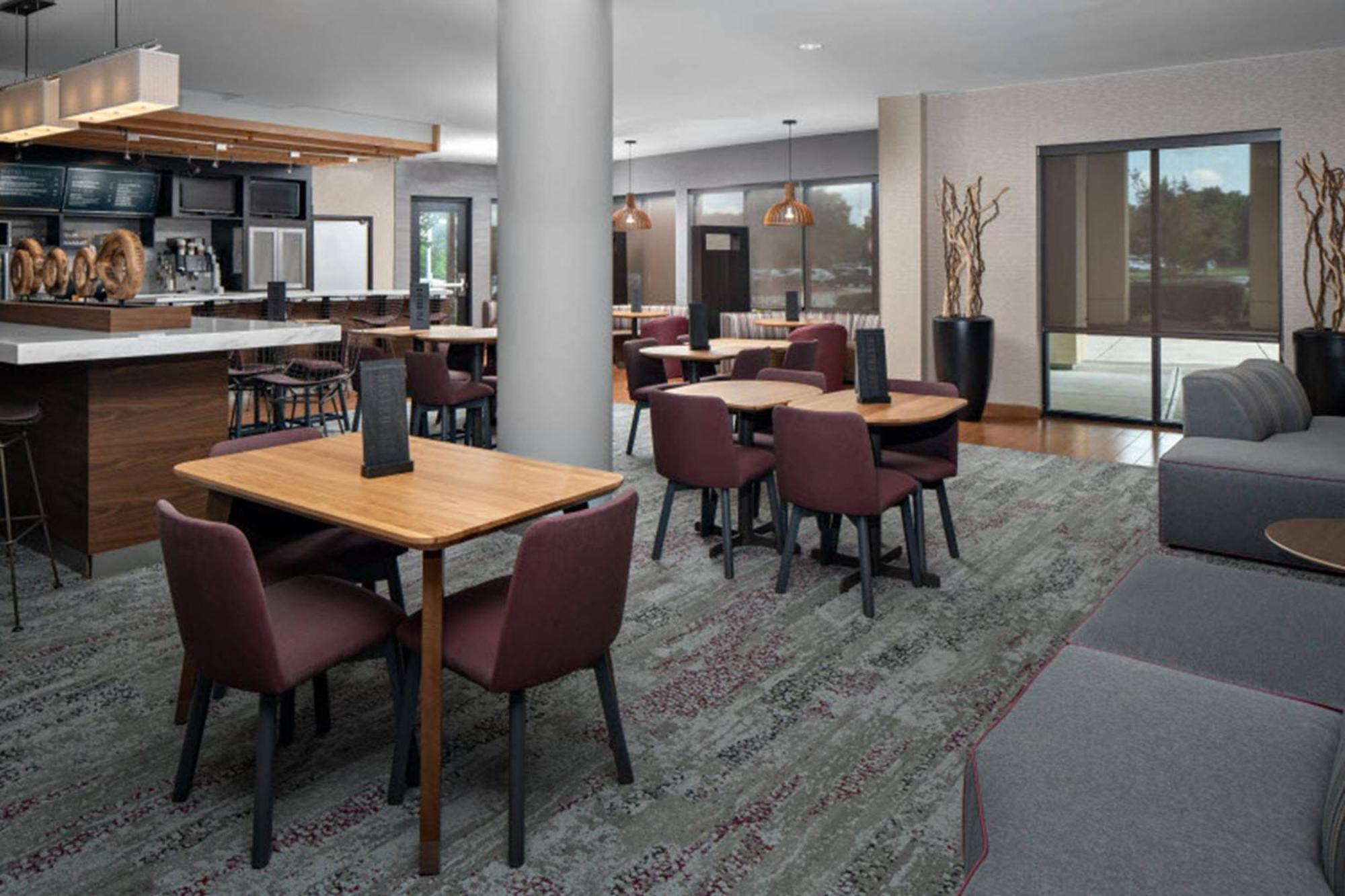 Hotel Courtyard By Marriott Raleigh North/Triangle Town Center Zewnętrze zdjęcie